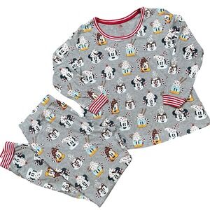 Disney Store Mickey Mouse & Friends Grey Holiday‎ Pajamas Set L Hot Cocoa Mugs
